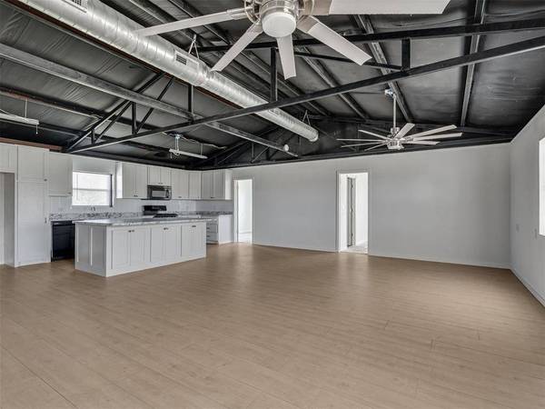 1018 County Street 2937, Tuttle, OK 73089