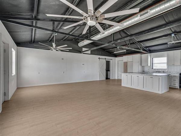 1018 County Street 2937, Tuttle, OK 73089