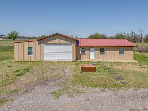1018 County Street 2937, Tuttle, OK 73089