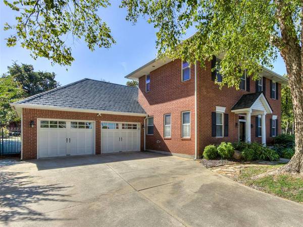 1232 Three Oaks CIR, Midwest City, OK 73130