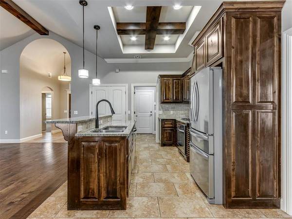 4817 Arbuckle DR, Edmond, OK 73025