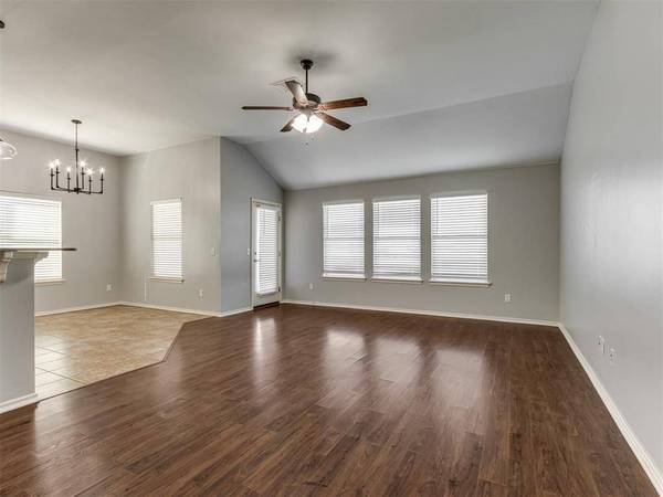 901 Blue Fish RD, Norman, OK 73069