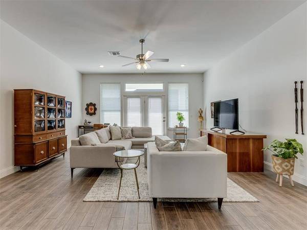 12728 NW 2nd TER, Yukon, OK 73099