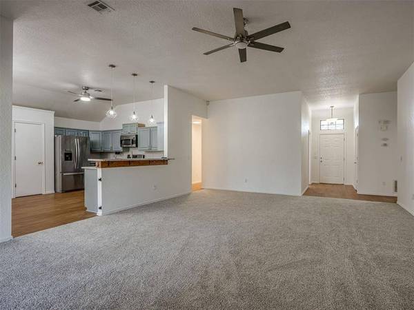 11517 Sherwood CT, Midwest City, OK 73130