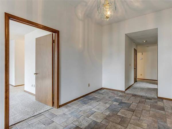 1326 Alviola AVE, Midwest City, OK 73110