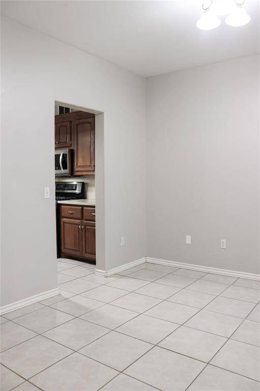 1375 S Moore AVE, Midwest City, OK 73130