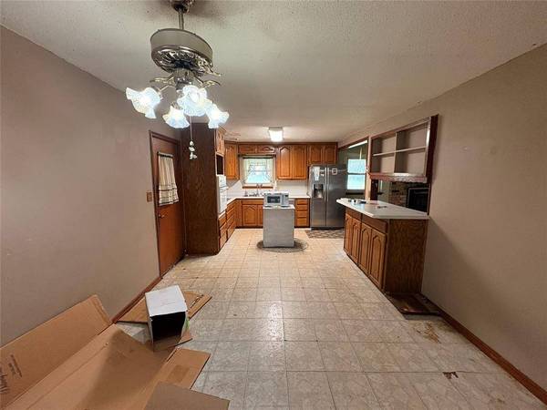 3010 S Indian Meridian RD, Choctaw, OK 73020