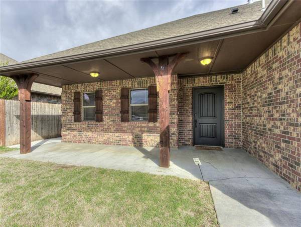 20647 Frontier AVE, Harrah, OK 73045