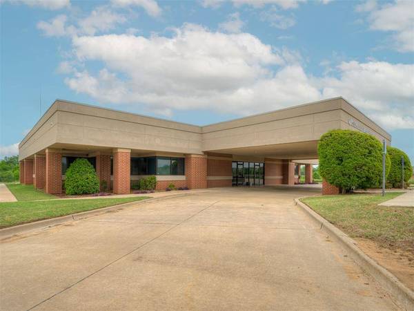 15679 NE 23rd ST, Choctaw, OK 73020