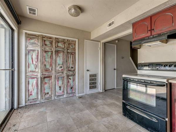 2515 Harper RD, Choctaw, OK 73020