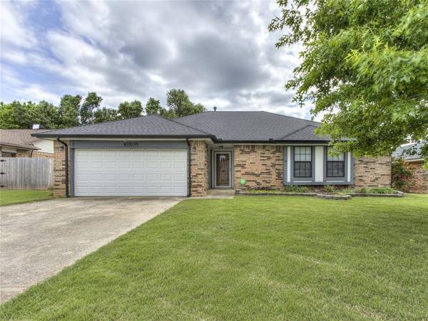 10508 Songbird LN, Midwest City, OK 73130
