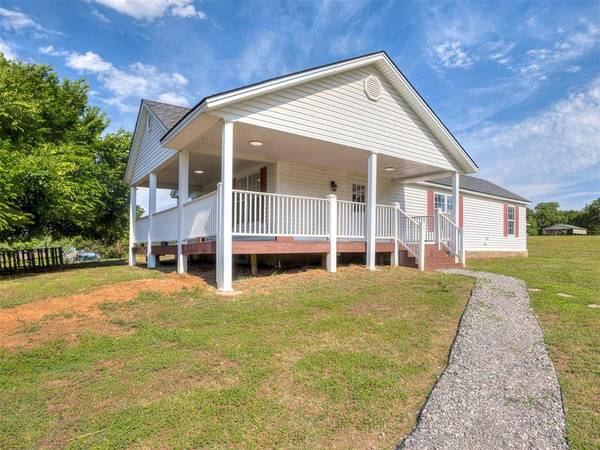 2419 Brewer ST, Choctaw, OK 73020