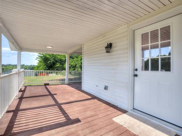 2419 Brewer ST, Choctaw, OK 73020