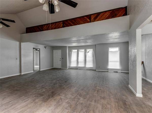 2512 Brookhaven DR, Edmond, OK 73034