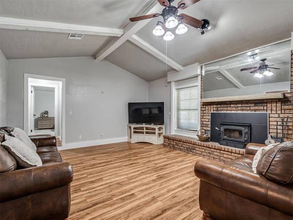 3584 Santa Fe DR, Choctaw, OK 73020