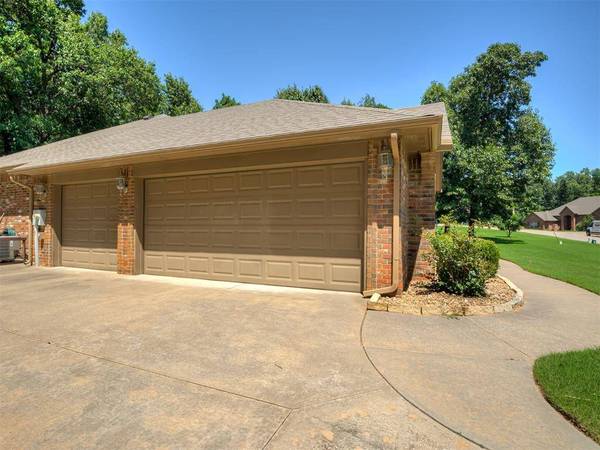 15025 SE 59th TER, Choctaw, OK 73020