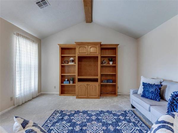 4825 Montclair DR, Del City, OK 73115