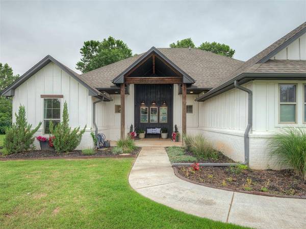 3925 Wyatt Ridge CT, Oklahoma City, OK 73150