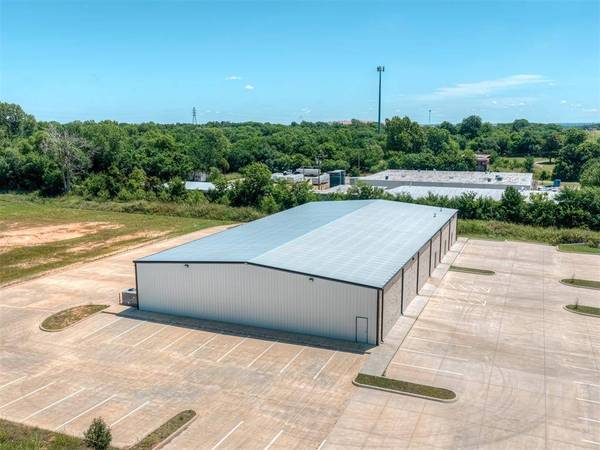 3303 NE 23rd ST, Oklahoma City, OK 73121