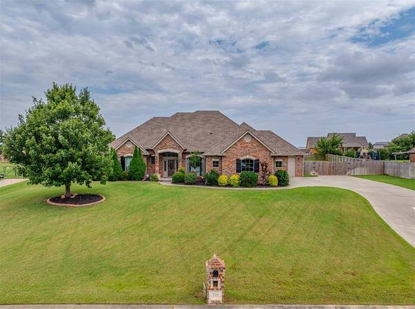 718 Silver Chase DR, Choctaw, OK 73020