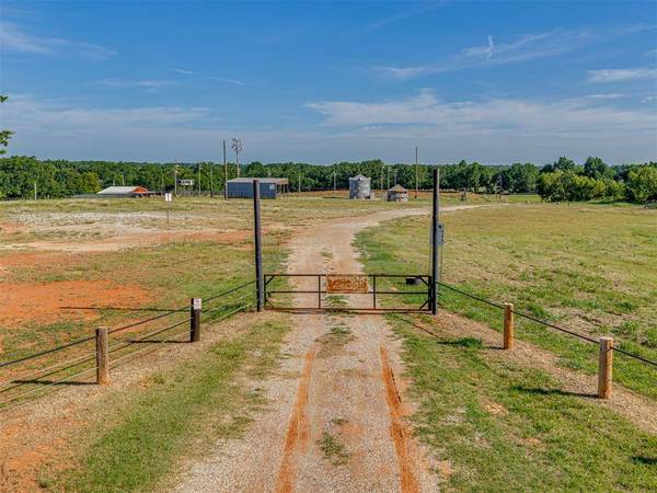 343250 E 1000 RD, Meeker, OK 74855