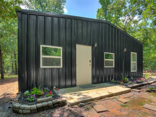 17800 E Indian Hills RD, Newalla, OK 74857