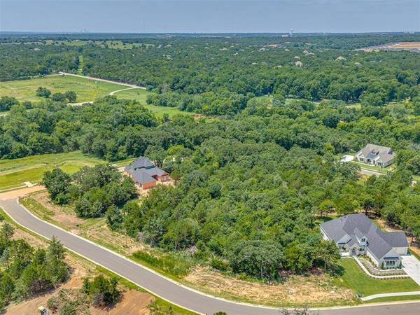 2203 Crossover CT, Edmond, OK 73034