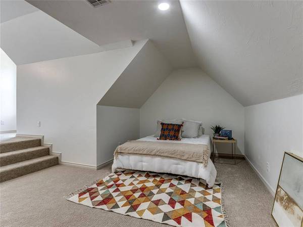 3309 Huntsman CT, Edmond, OK 73003