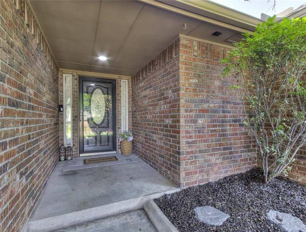 1916 N Shawnee TRL, Choctaw, OK 73020
