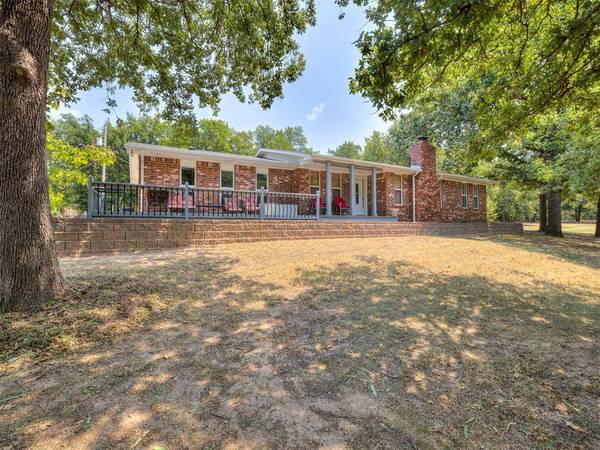 19200 Meador LN, Harrah, OK 73045