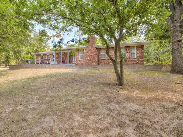 19200 Meador LN, Harrah, OK 73045