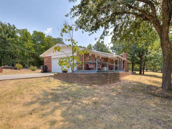19200 Meador LN, Harrah, OK 73045