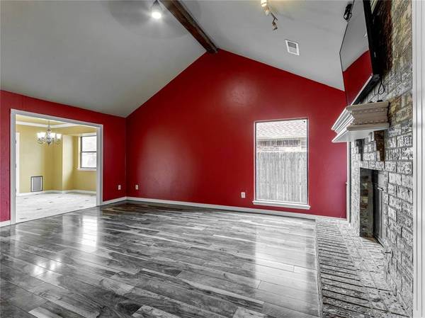 2028 Summer Way LN, Edmond, OK 73013