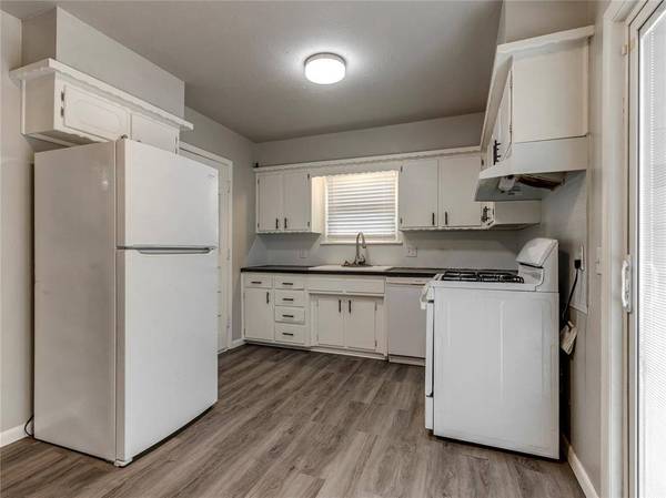 913 W Mitchell DR, Midwest City, OK 73110