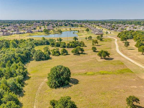 NE 10th ST, Choctaw, OK 73020