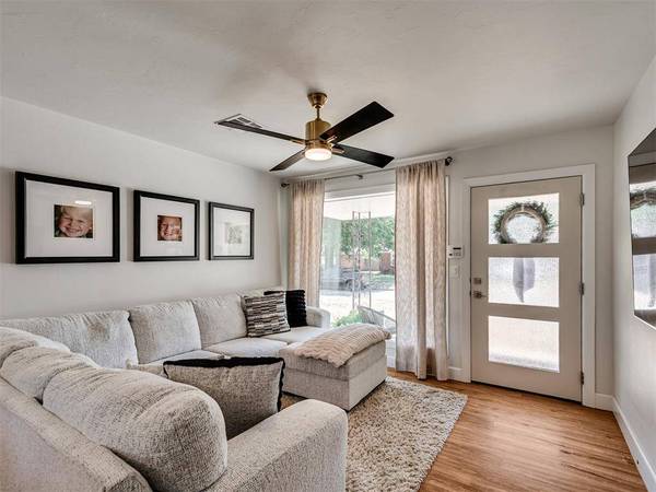 1605 Rowena LN, Norman, OK 73069