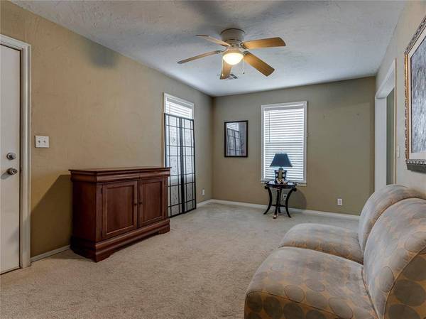 2260 E Meyers CIR, Choctaw, OK 73020