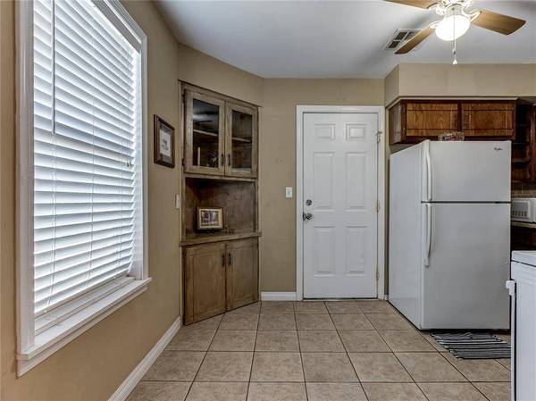 2260 E Meyers CIR, Choctaw, OK 73020