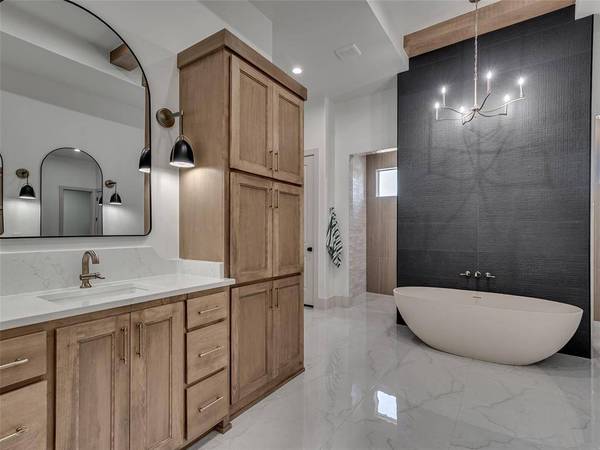 4700 Rustic TRL, Moore, OK 73160