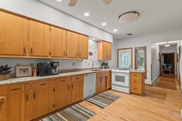 741 N School ST, Braidwood, IL 60408