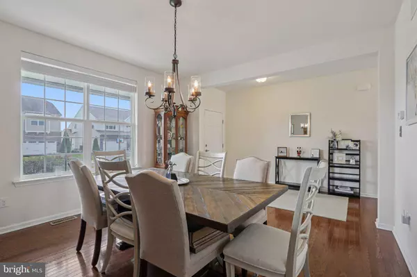 19 COTTONWOOD RD, Woolwich Twp, NJ 08085