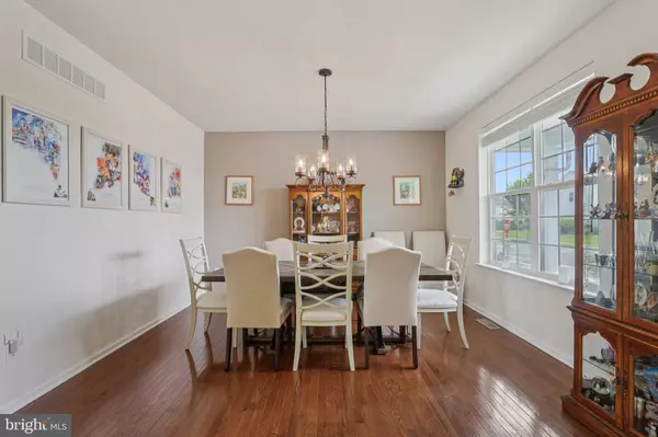 19 COTTONWOOD RD, Woolwich Twp, NJ 08085