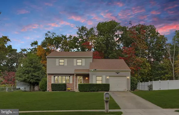 19 FOX CHASE DR, Blackwood, NJ 08012