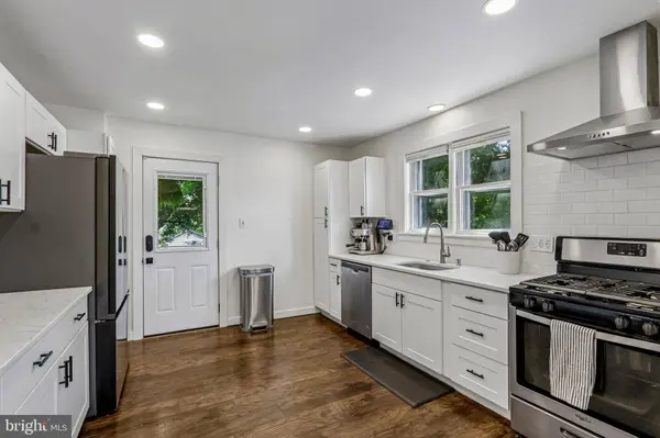 311 FARNER AVE, Burlington, NJ 08016