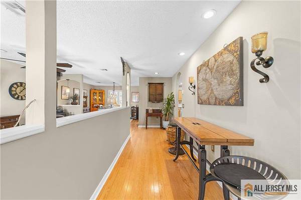 821 Rigens PLZ #821A, Monroe, NJ 08831