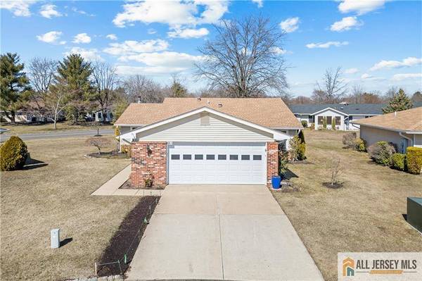 821 Rigens PLZ #821A, Monroe, NJ 08831