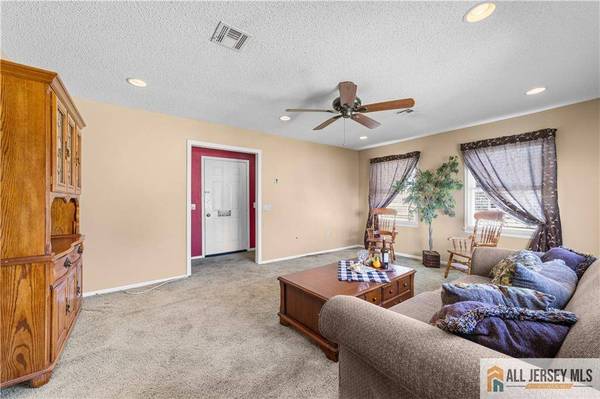 532 Old Nassau RD #532N, Monroe, NJ 08831