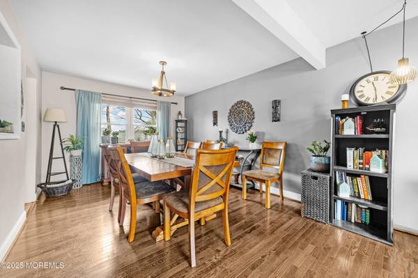 38 Evergreen Terrace, Monroe, NJ 08831