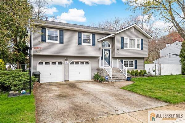 38 Evergreen TER, Monroe, NJ 08831