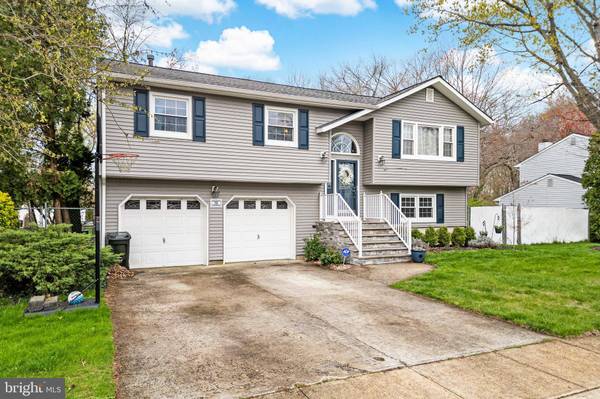 38 EVERGREEN TER, Monroe Township, NJ 08831